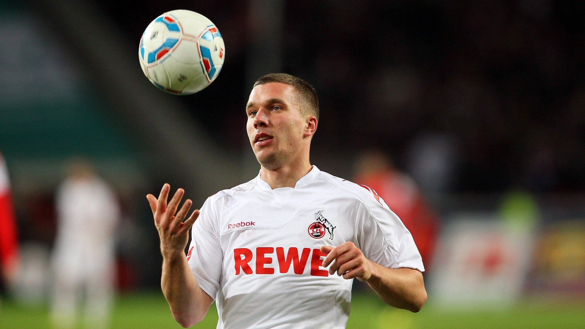 _快船迎战强敌，团队配合令人称赞_，快船全队